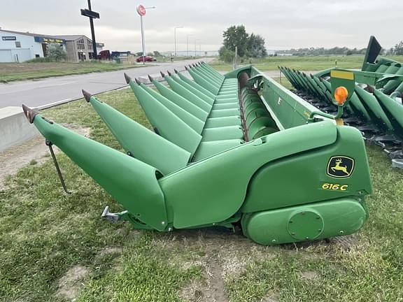 Image of John Deere 616C equipment image 4