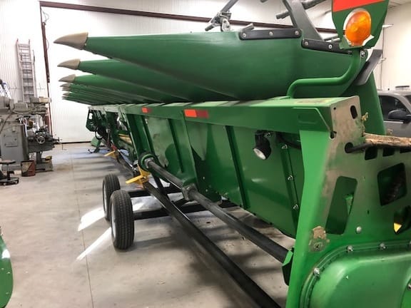 Main image John Deere 616C