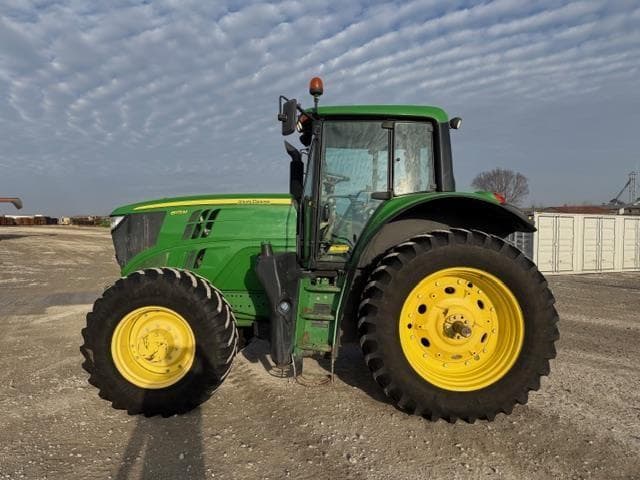Image of John Deere 6175M equipment image 1