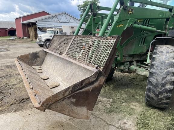 Image of John Deere 6175R equipment image 4