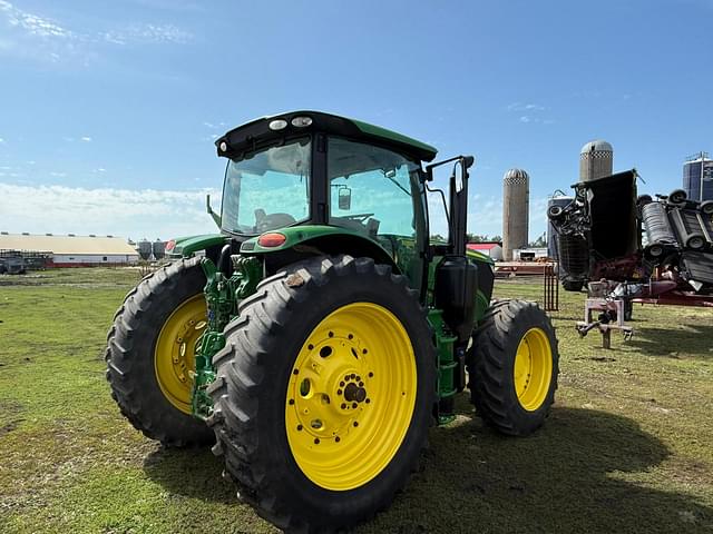 Image of John Deere 6175R equipment image 4