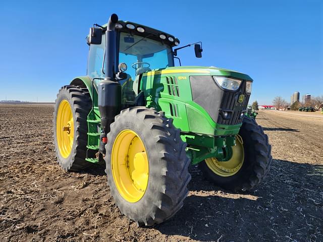 Image of John Deere 6175R equipment image 2