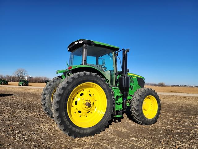 Image of John Deere 6175R equipment image 4