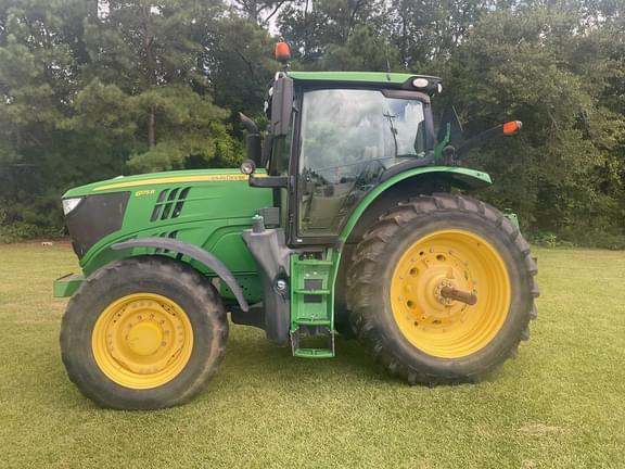 Image of John Deere 6175R equipment image 4