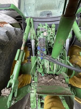 Image of John Deere 6175R equipment image 4