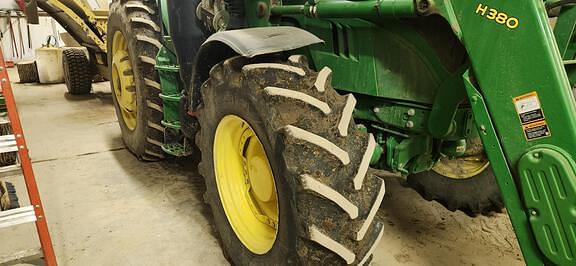 Image of John Deere 6175R equipment image 3