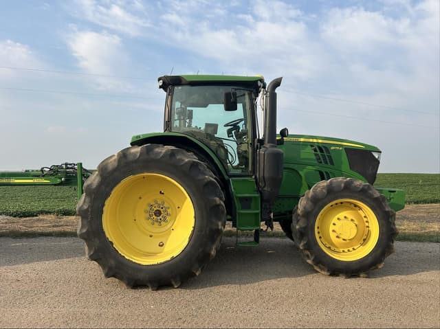 Image of John Deere 6175R equipment image 2