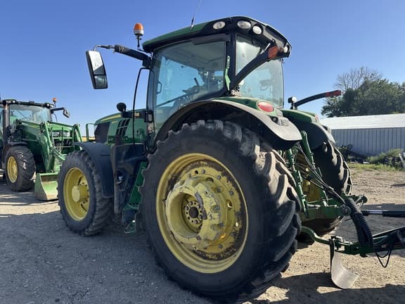 Image of John Deere 6195R equipment image 1