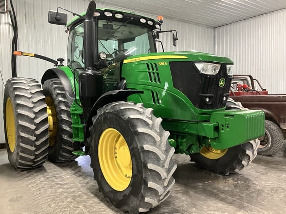 2015 John Deere 6195R Equipment Image0