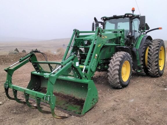 Main image John Deere 6215R