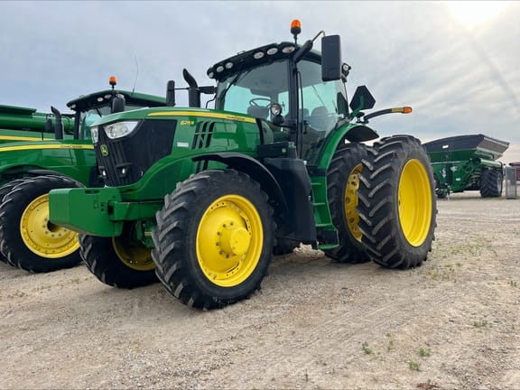 2015 John Deere 6215R Equipment Image0