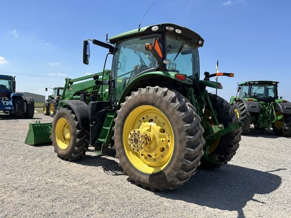 Image of John Deere 6215R equipment image 2