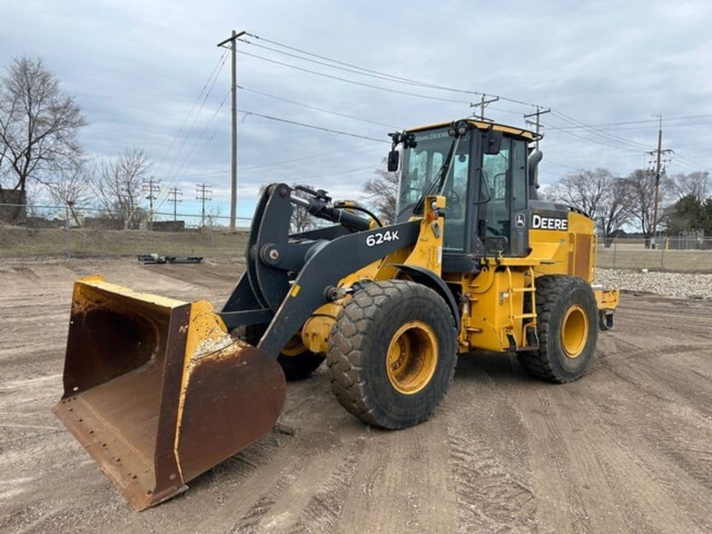 Image of John Deere 624K Primary image