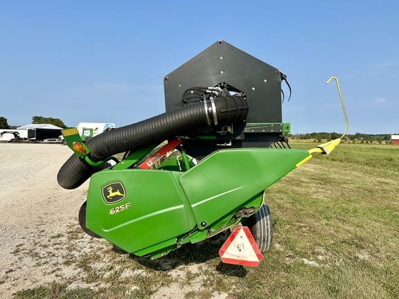 2015 John Deere 625F Equipment Image0