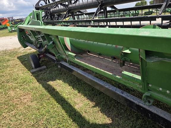 Image of John Deere 625F equipment image 4