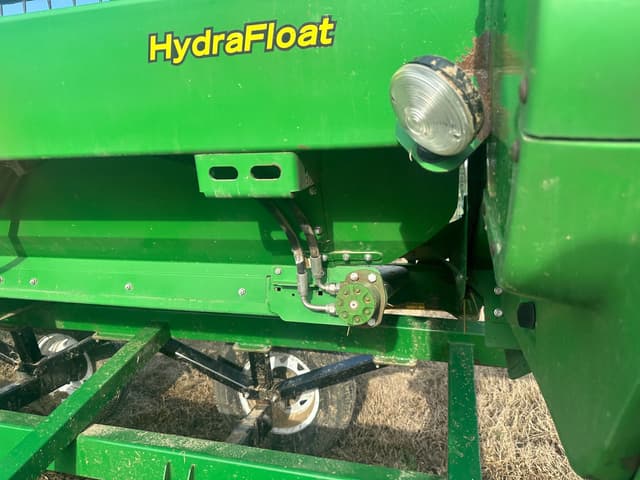 Image of John Deere 630D equipment image 4