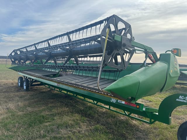 Image of John Deere 630D equipment image 1