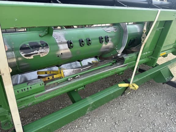 Image of John Deere 630F equipment image 1