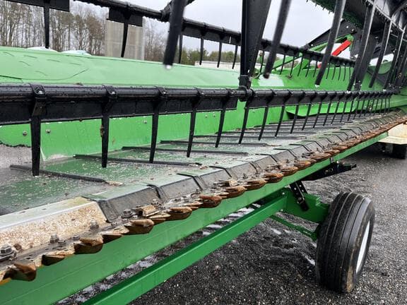 Image of John Deere 630FD equipment image 4