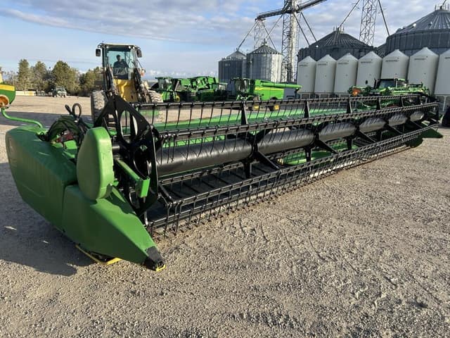 Image of John Deere 630FD equipment image 2