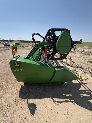 Image of John Deere 630FD equipment image 3