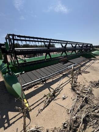 Image of John Deere 630FD equipment image 4