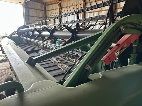 Image of John Deere 630FD equipment image 3