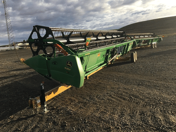Main image John Deere 635F