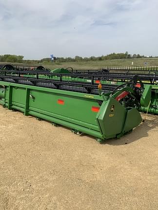 Image of John Deere 635F equipment image 4