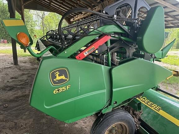 Image of John Deere 635F equipment image 4