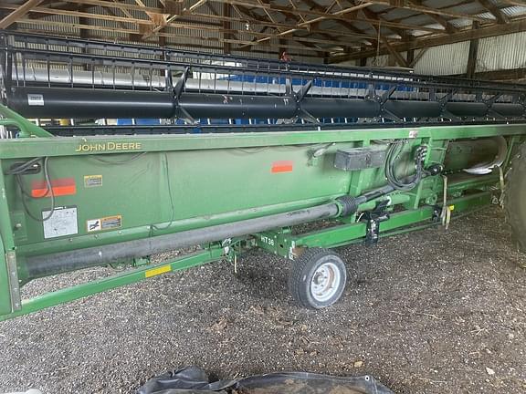 Image of John Deere 635F equipment image 2