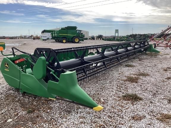Image of John Deere 635F equipment image 1