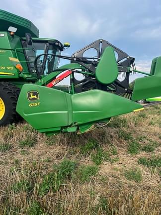 Image of John Deere 635F Image 1