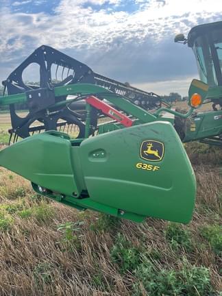 Image of John Deere 635F Image 0