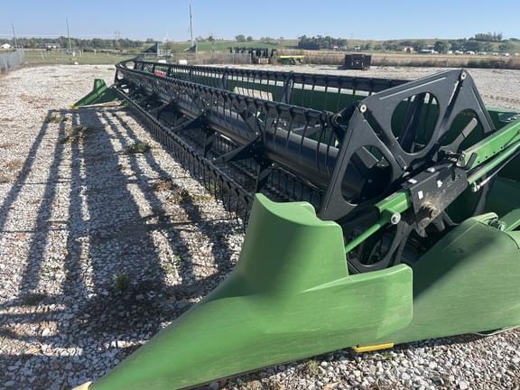 Image of John Deere 635F Primary image