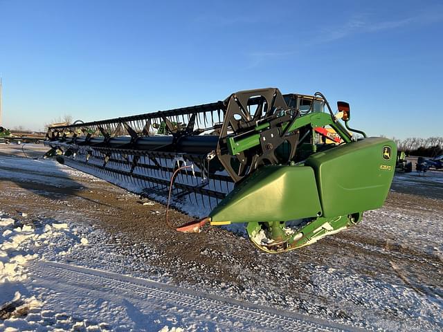 Image of John Deere 635FD equipment image 1