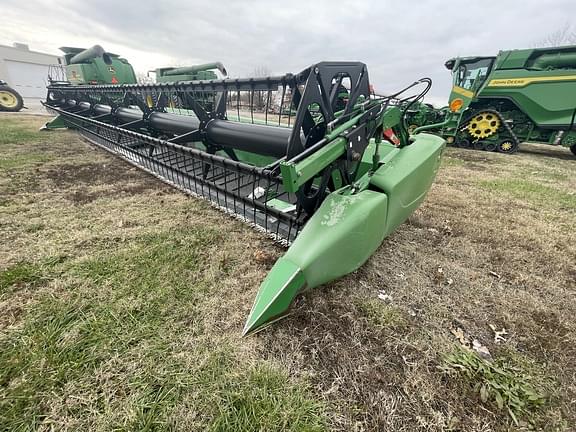 Image of John Deere 635FD equipment image 2