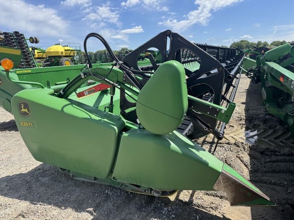 2015 John Deere 635FD Equipment Image0