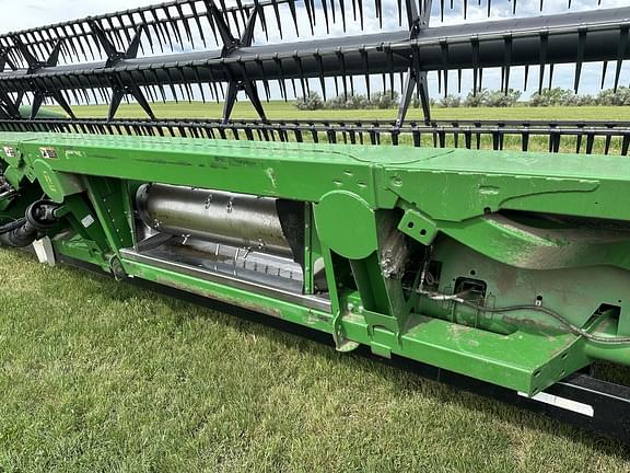 Image of John Deere 635FD equipment image 2