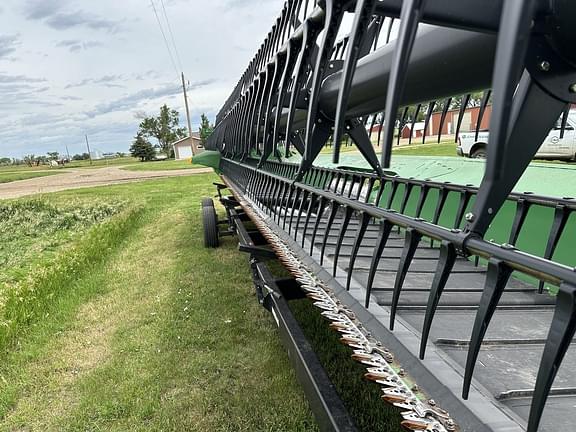 Image of John Deere 635FD equipment image 4