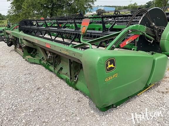 Image of John Deere 635FD equipment image 2