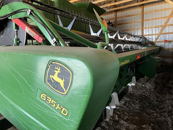 Image of John Deere 635FD equipment image 1