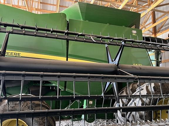 Image of John Deere 635FD equipment image 3
