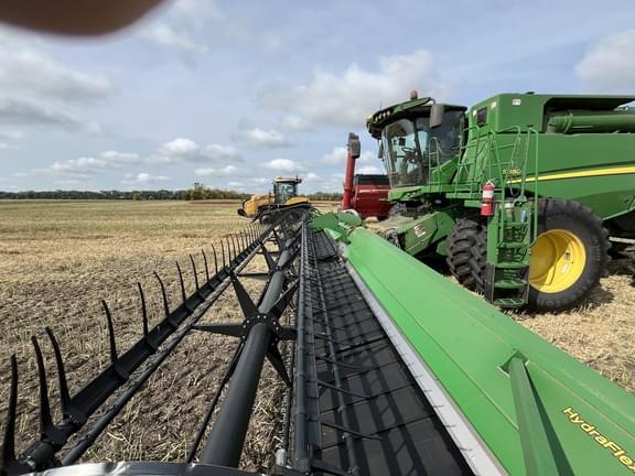 Image of John Deere 640FD equipment image 3