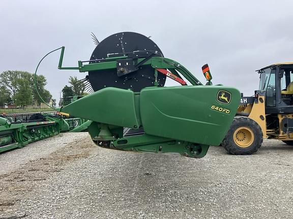 Image of John Deere 640FD equipment image 2