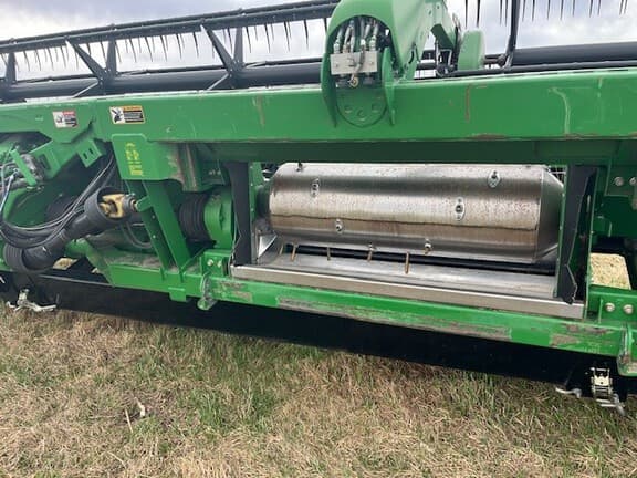 Image of John Deere 640FD equipment image 4