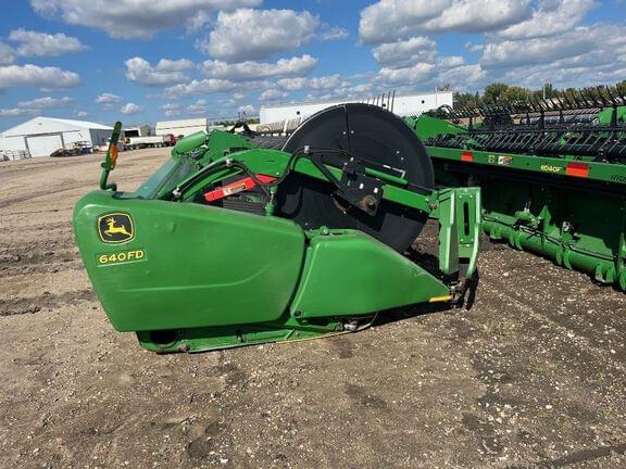 Image of John Deere 640FD equipment image 3