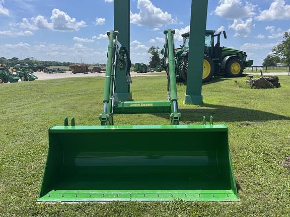 Image of John Deere 640R equipment image 2