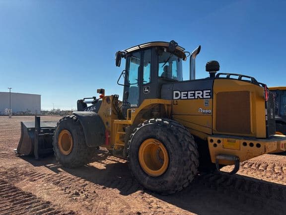 Image of John Deere 644K equipment image 1
