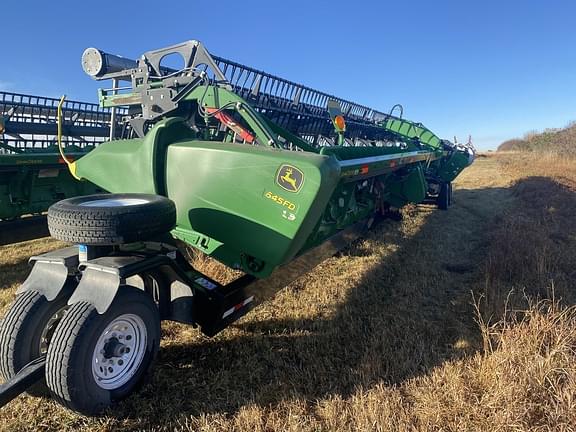 Image of John Deere 645FD equipment image 3